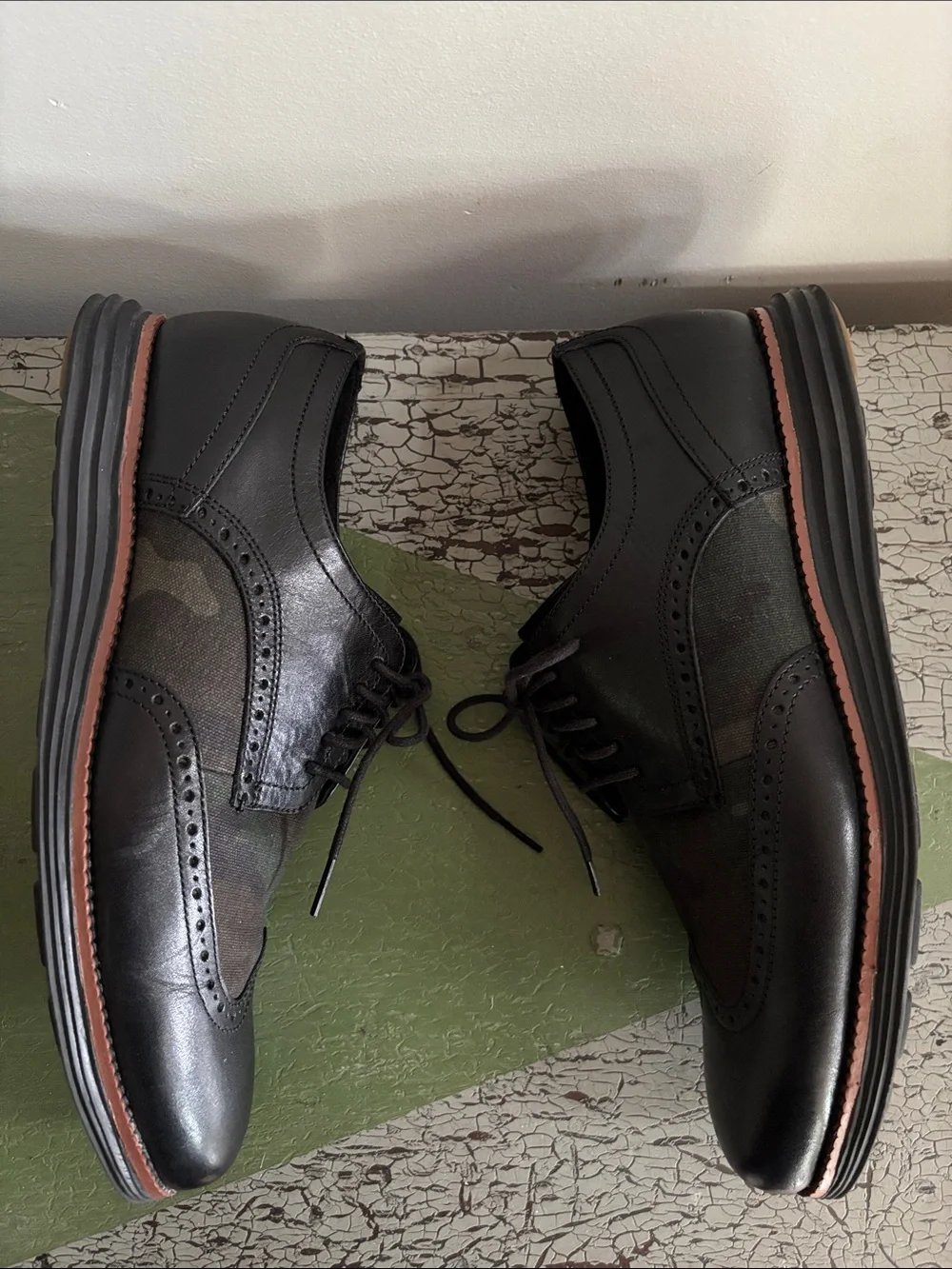 Cole Haan ØriginalGrand Wingtip Oxford Shoes Black Leather Camo Canvas Size 10